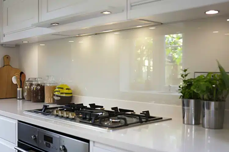 Glass Kitchen Splashbacks