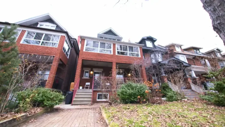 Buying a House in Toronto