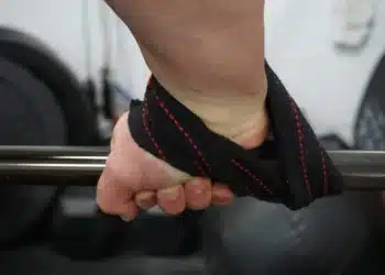 How to Use Wrist Wraps