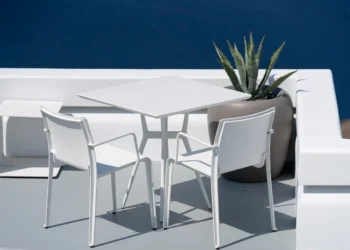 Outdoor Dining Chairs for Comfort and Style