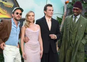 Jonathan Bailey and Scarlett Johansson Light Up Social Media with Playful Jurassic World Moment