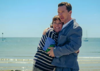 "The Roses": A Dark Comedy Reimagining the Fragility of Love and Marriage