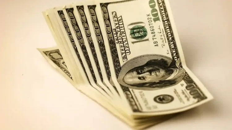 How You Can Easily Save One Thousand Dollars in Three Months Without Any Stress