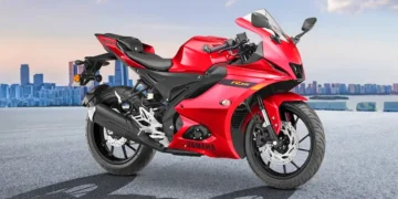 Yamaha R15 V4