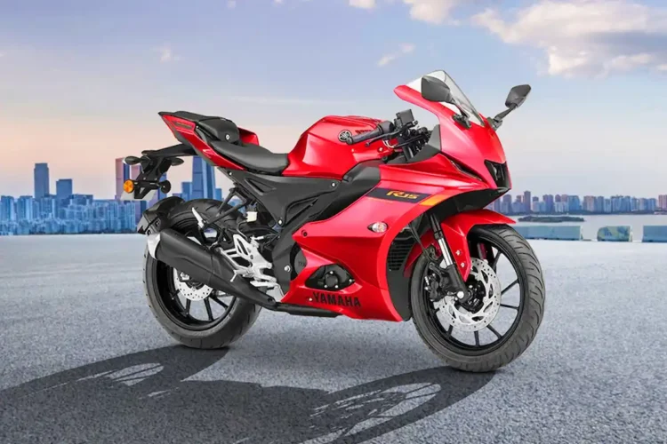 Yamaha R15 V4